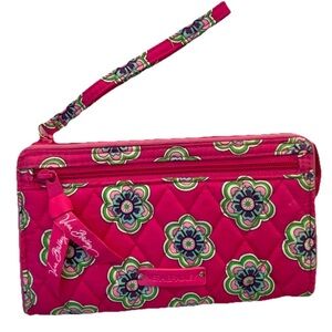 Vera Bradley Pink and Green Floral Wristlet EXCELLENT CONDITION
